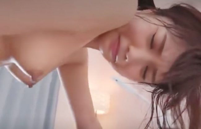 『痙攣…蛇口マ〇チョ娘』やだやだお小便止んない。プリケツ乙女が巨根と手マン責めで体液スプラッシュしちまう、企画wwwwwwwwww