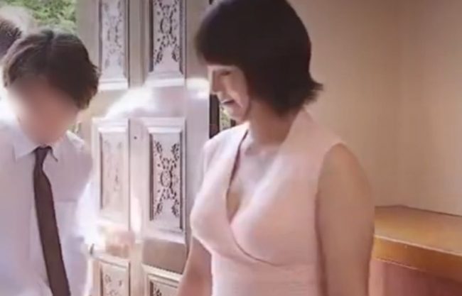 『中出し浮気＼ＮＴＲ…上司奥様』ぃぃひ●ぽ突いて突いて。媚薬を盛られ犯されたセレブがメス膣に欲しがるドラマwwwwwwwwww