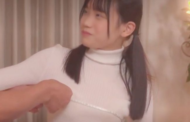 『騙されＪＫ＼豊胸按摩。企画』やんっチッパイ恥ずぃ。オイリー按摩で無毛お膣イタズラされた乙女が強烈立位で貫かれる企画wwwwwww
