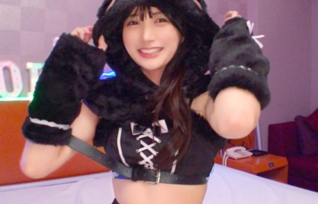 『鬼かわ…卑猥動画配信者＼ナンパ』くふっ今度は此れでシヨ…ねっスケベなＪＤがツルツルお膣濡らし倒して馬乗り喰い。企画wwwwww