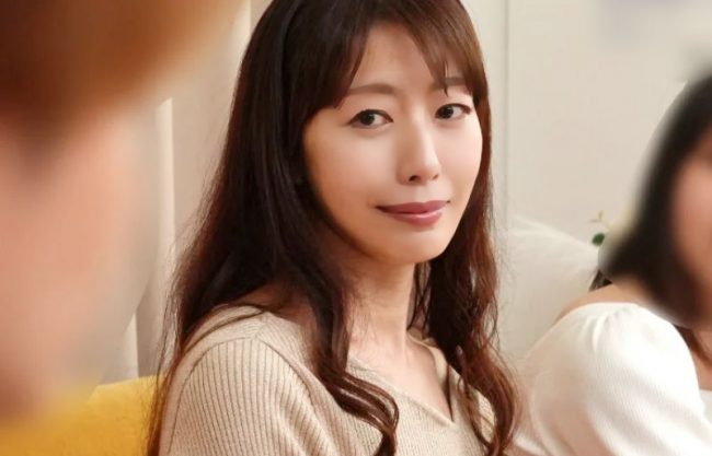 『中出しＮＴＲ＼五〇路義理母』ぃぃぃバック止めないで。娘婿を誘った隠れ強性が全裸で新鮮ザーメンを貪るドラマwwwwwwwwwwwww