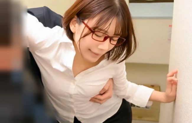 『中出し●発＼酒乱…眼鏡』もっとチ●ポ…精液欲しい。見知らぬ男根をお家に連れ込むスリムＯＬが何度も孕ませ欲しがるドラマwwwww