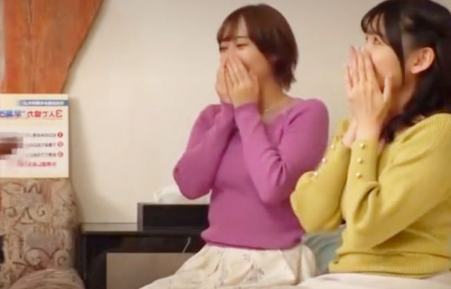 『早打ち改善＼ＮＴＲ‥仲良しママ』じゅるぅ~凄いオス臭い。ノーハンドフェラで発情した奥様がマッ裸で生棒貪る企画wwwwwwwwwww