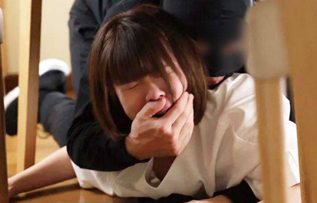 『レ●プ＼幸せ崩壊奥様』ごらぁ…逃げるな。修理業者のヤバイやつに狙われたプリケツが悲鳴も空しく汚されるドラマwwwwwwwwww
