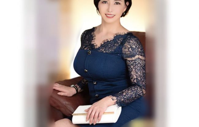 『中出し初撮り＼五〇路子持ちお母さん』はっぐぅ‥子宮にブッカケて。エキゾチックお顔の奇跡オッパイが年下棒に注入される企画wwwww