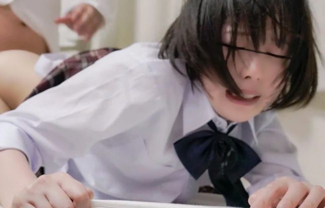 『中出しオモチャ＼家出ＪＫ』あうっオジサン～出して出して。自業自得のプリケツが何度も種付け許しちまうドラマwwwwwwwww