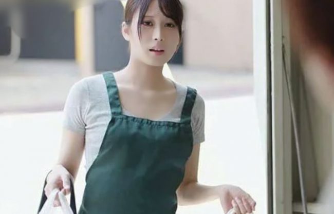 『悲劇＼廻され看板娘』ぎゃぁ～痛い痛ぃ。兄の企てで筋肉バカに襲われたスリム１９才が綺麗なカラダを穢されるドラマwwwwwwwwww