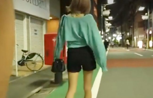 『キメセク‥レ●プ＼潮対応ＧＡＬ』ぶへっ喉奥犯してやるぜ。ドラッグで昏睡した美脚が暴走ヤロウの巨根で穢される企画wwwwwwwwww