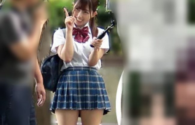 『逢沢みゆ＼中出し…逆ナン』ねぇパイパンに下さい。ナンパした素人チ◎コを女子校生コスでホテルで味見しちまう。企画wwwwwwwww