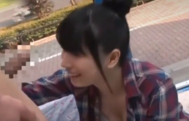 《中出しナンパ／お団子頭》きゃっデカマラ凄い。童貞とウソつかれた胸チラ乙女がパイパンを提供しちまう。企画wwwwwwwwwww