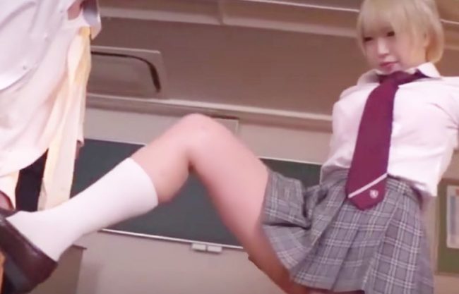 『乙アリス＼立場逆転～レ〇プ』おらぁチン蹴り。悪行を繰り返すパツキンＪＫが突如不良ツレに押し倒され犯されるERO動画wwwwwww