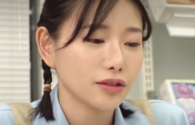 『三葉ちはる＼暴～童貞四〇路』あぁリモバイ～声我慢無理。バイトの生意気乙女が自慰ネタにされ男根で躾けられるERO動画wwwwww