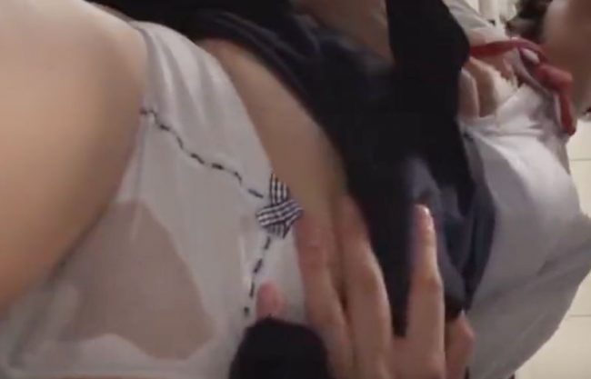 《狂チカン／失禁～飲精》いやぁ～お小便。恐怖でオモラシする小柄乙女を暴走お馬鹿が喉奥まで穢しちまうERO動画wwwwwwwwwwwww